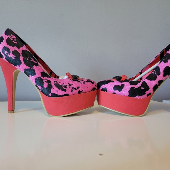 Abbey Dawn Feel The Love Platform Heels, BNIB with flaws, Size 7 - Picture 6 of 11